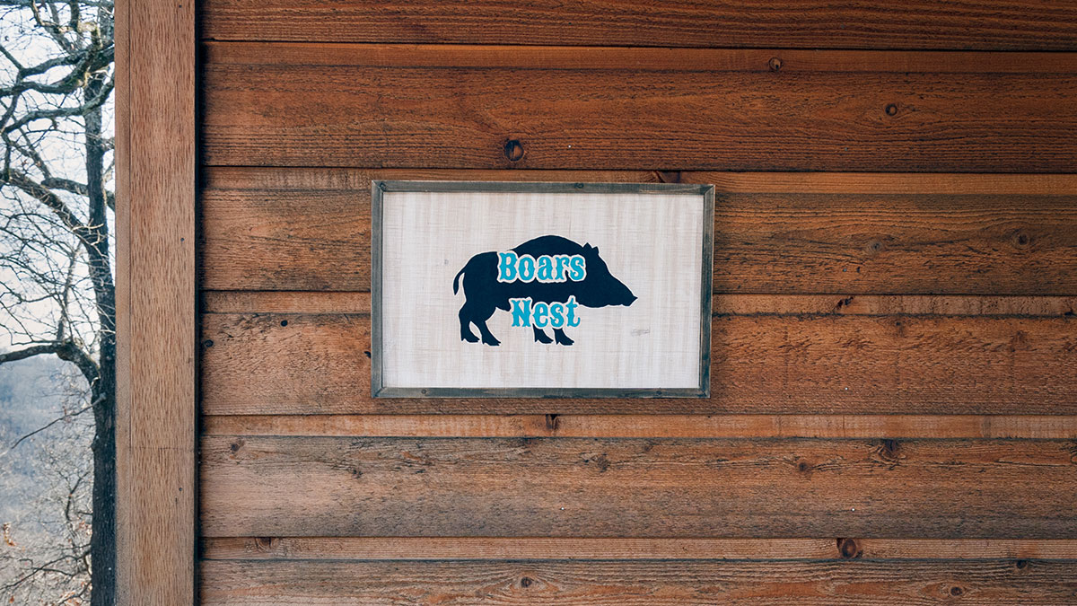 Boars Nest Sign